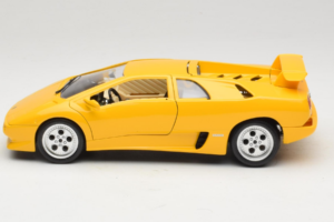 Lamborghini Diablo Dzeltens Bburago 1:18 3041-M2 Metāls — attēls 4 no 8