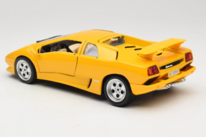 Lamborghini Diablo Dzeltens Bburago 1:18 3041 Metāls — attēls 7 no 8