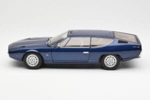 Lamborghini Espada Zils Metallic AUTOart 1:18 74502 Metāls — attēls 4 no 8