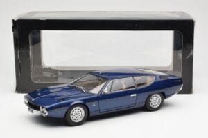 Lamborghini Espada Zils Metallic AUTOart 1:18 74502 Metāls — attēls 8 no 8