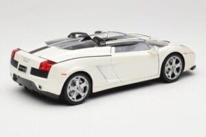 Lamborghini Gallardo Concept S Balts Motormax 1:18 79156 Metāls — attēls 3 no 8