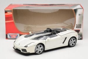 Lamborghini Gallardo Concept S Balts Motormax 1:18 79156 Metāls — attēls 8 no 8