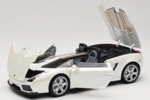 Lamborghini Gallardo Concept Balts Mondo Motors 1:18 146432 Metāls — attēls 2 no 8