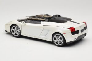 Lamborghini Gallardo Concept Balts Mondo Motors 1:18 146432 Metāls — attēls 7 no 8