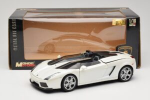 Lamborghini Gallardo Concept Balts Mondo Motors 1:18 146432 Metāls — attēls 8 no 8