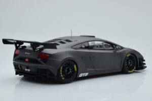 Lamborghini Gallardo GT3 FL2 Tumši Pelēks AUTOart 1:18 81360 Metāls — attēls 3 no 8