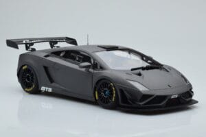 Lamborghini Gallardo GT3 FL2 Tumši Pelēks AUTOart 1:18 81360 Metāls — attēls 6 no 8