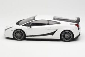 Lamborghini Gallardo Superleggera Monocerus Metallic Balts AUTOart 1:18 74585 Metāls — attēls 4 no 8