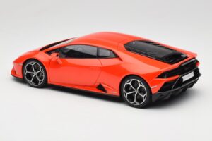 Lamborghini Huracan EVO Arancio Xanto AUTOart 1:18 79214 Kompozīts — attēls 7 no 8