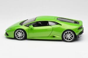 Lamborghini Huracan LP610-4 Zaļš Bburago 1:18 18-11038 Metāls — attēls 4 no 8