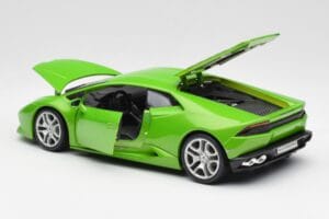 Lamborghini Huracan LP610-4 Zaļš Bburago 1:18 18-11038 Metāls — attēls 5 no 8