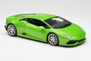 Lamborghini Huracan LP610-4 Zaļš Bburago 1:18 18-11038 Metāls — attēls 6 no 8