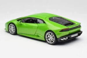 Lamborghini Huracan LP610-4 Zaļš Bburago 1:18 18-11038 Metāls — attēls 7 no 8