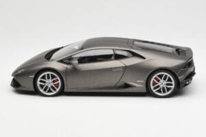Lamborghini Huracan LP610-4 Pelēks AUTOart 1:18 74606 Kompozīts — attēls 4 no 8