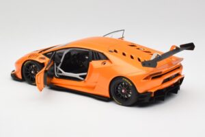 Lamborghini Huracan LP620-2 Super Trofeo Arancio Borealis Pearl Effect Oranžs AUTOart 1:18 81558 Metāls — attēls 5 no 8