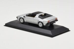 Lamborghini Jalpa Sudrabs Minichamps 1:43 400103601 Metāls — attēls 3 no 4