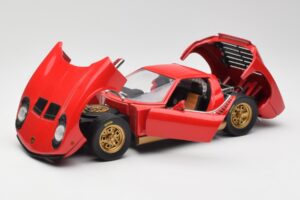Lamborghini Miura Sarkans Anson 1:18 30302 Metāls — attēls 2 no 8