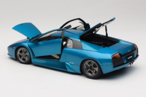 Lamborghini Murcielago 40th Anniversary Verde Artemis AUTOart 1:18 74515 Metāls — attēls 5 no 9