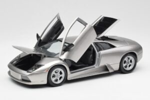 Lamborghini Murcielago Sudrabs Maisto 1:18 7450257 Metāls — attēls 2 no 8
