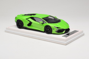 Lamborghini Revuelto Zaļš Metallic IVY 1:18 REMC024 Sveķi — attēls 4 no 7