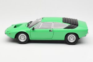 Lamborghini Urraco P250 Gaiši Zaļš Kyosho 1:18 08441G Metāls — attēls 4 no 8