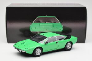 Lamborghini Urraco P250 Gaiši Zaļš Kyosho 1:18 08441G Metāls — attēls 8 no 8