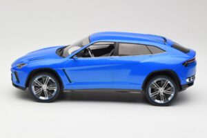Lamborghini Urus Concept Blue Metallic MCG 1:18 MCG18020 Metāls — attēls 3 no 6