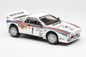 Lancia 037 Martini #1 W. Rohrl / C. Geistdorfer Winner Rally Monte Carlo 1983 Nakts Versija Kyosho 1:18 08306A Metāls — attēls 6 no 8