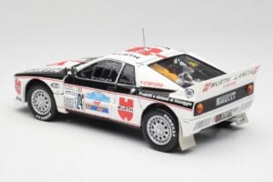 Lancia 037 #1 G. Cunico / E. Bartolich Targa Florio Winner 1983 Kyosho 1:18 08302H Metāls — attēls 7 no 8