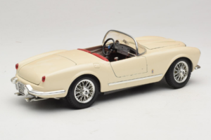 Lancia Aurelia B24 Spider Bēšs Bburago 1:18 3010-M2 Metāls — attēls 3 no 8