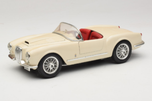 Lancia Aurelia B24 Spider Bēšs Bburago 1:18 3010-M2 Metāls