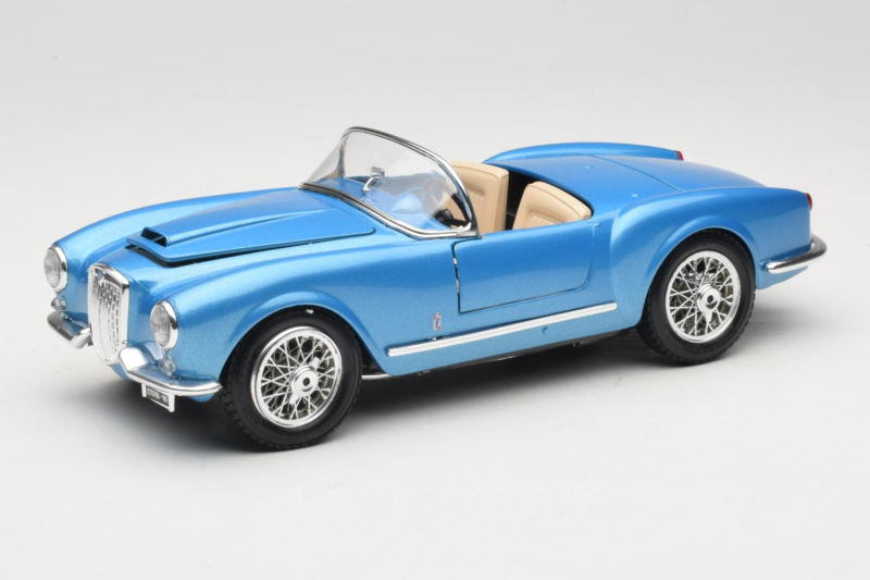 Lancia Aurelia B24 Spider Zils Bburago 1:18 3010-M1 Metāls