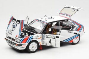 Lancia Delta HF 4WD #4 M. Alen / I. Kivimaki Martini Rally 1000 Lakes 1987 Kyosho 1:18 08960B Metāls — attēls 2 no 8