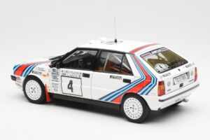 Lancia Delta HF 4WD #4 M. Alen / I. Kivimaki Martini Rally 1000 Lakes 1987 Kyosho 1:18 08960B Metāls — attēls 7 no 8
