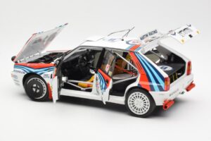 Lancia Delta HF Integrale Evo Martini #4 D. Auriol / B. Occelli Winner Rally Monte Carlo 1992 Kyosho 1:18 08348A Metāls — attēls 5 no 8