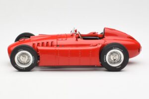 Lancia D50 F1 1954 CMC 1:18 M-175 Metāls — attēls 3 no 6