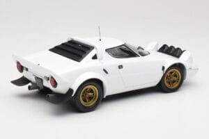 Lancia Stratos HF Stradale Balts Minichamps 1:18 155741700 Metāls — attēls 2 no 6