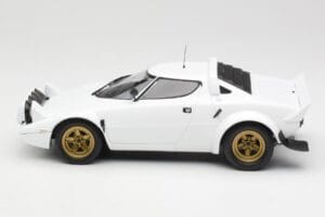 Lancia Stratos HF Stradale Balts Minichamps 1:18 155741700 Metāls — attēls 3 no 6