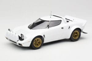 Lancia Stratos HF Stradale Balts Minichamps 1:18 155741700 Metāls