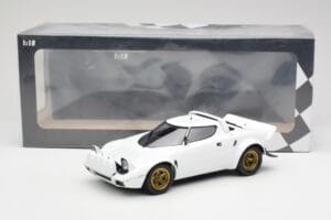 Lancia Stratos HF Stradale Balts Minichamps 1:18 155741700 Metāls — attēls 6 no 6