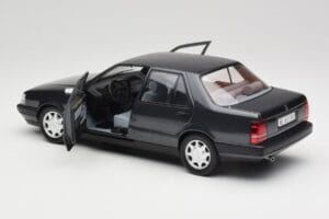 Lancia Thema Turbo 16V LX Serie II Melns Mitica 1:18 202010-D Metāls — attēls 5 no 8