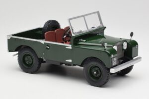 Land Rover 88 Series 1 Open Top Tumšzaļš MCG 1:18 MCG18367 Metāls — attēls 2 no 6