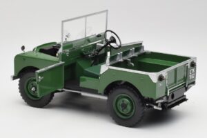 Land Rover 88 Series I Bronze Green Minichamps 1:18 150168906 Metāls — attēls 5 no 8