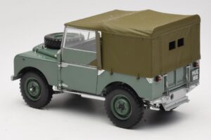 Land Rover 88 Series I Zaļš Minichamps 1:18 150168900 Metāls — attēls 7 no 8