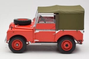 Land Rover 88 Series I Sarkans Minichamps 1:18 150168910 Metāls — attēls 4 no 8
