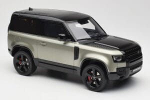 Land Rover Defender 90 HSE P400 L663 Pangea Green Metallic GT Spirit 1:18 GT517 Sveķi — attēls 4 no 6