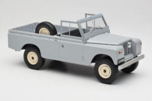 Land Rover Series II 109 Pickup Pelēks MCG 1:18 MCG18092 Metāls — attēls 4 no 6