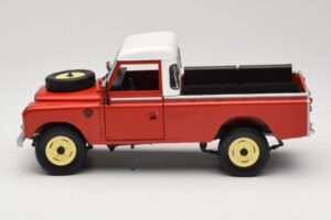 Land Rover Series I 109 Pickup Sarkans Eagle Collectibles 1:18 440500 Metāls — attēls 4 no 8