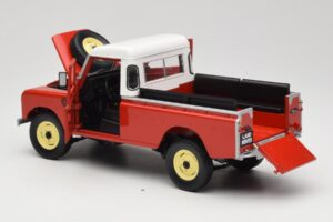 Land Rover Series I 109 Pickup Sarkans Eagle Collectibles 1:18 440500 Metāls — attēls 5 no 8