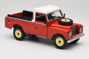 Land Rover Series I 109 Pickup Sarkans Eagle Collectibles 1:18 440500 Metāls — attēls 6 no 8